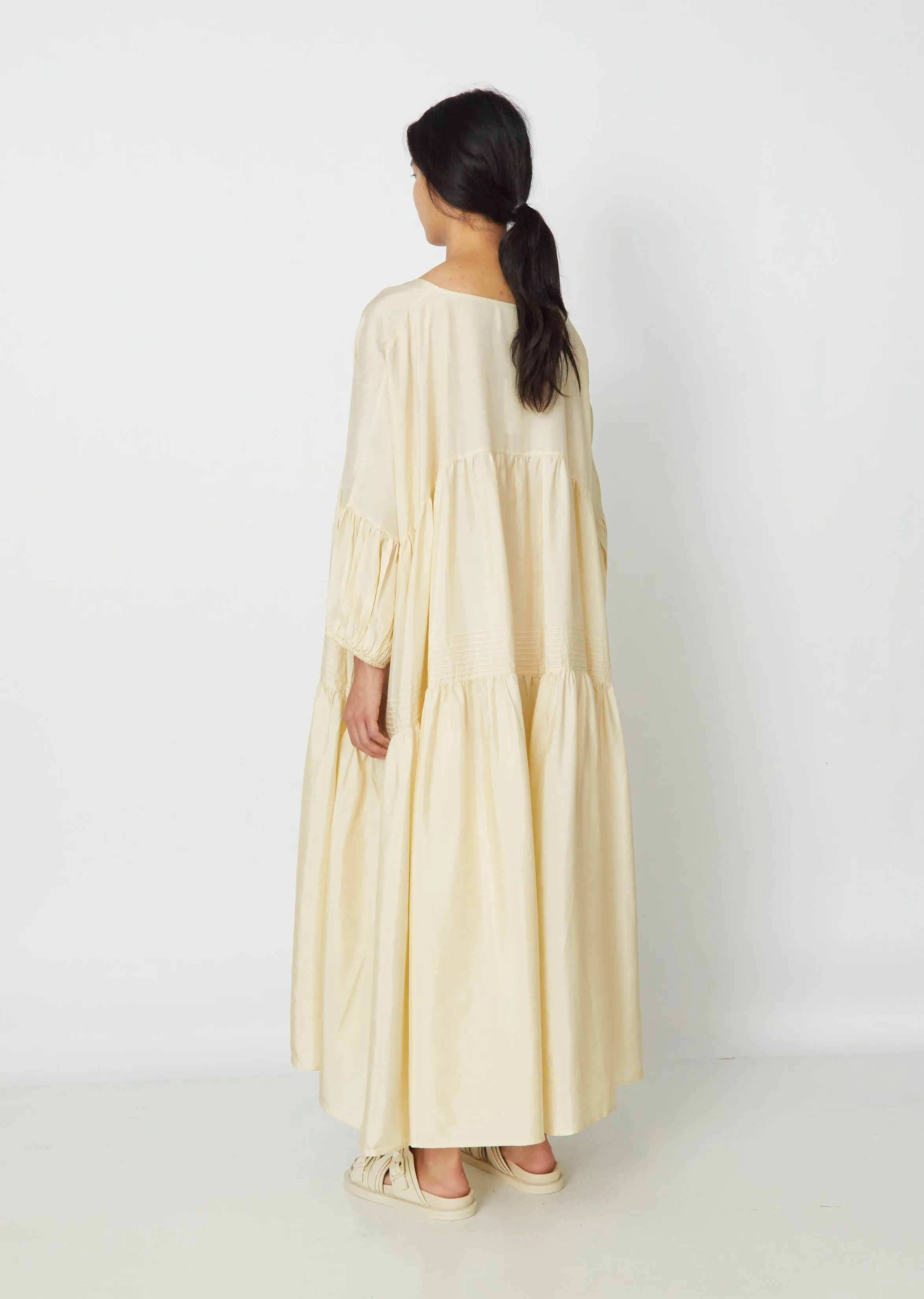Airi Maxi Dress — Champagne