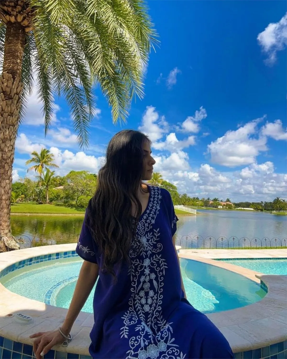 Busbseach Caftan Dresses for Women Embroidery Short Sleeve Beach Cover Up V Neck Maxi Kaftan Dress