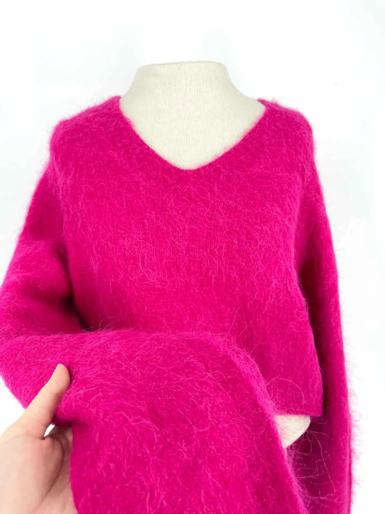 Gestuz Size S Hot Pink Cropped Wool Blend NEW Designer Sweater