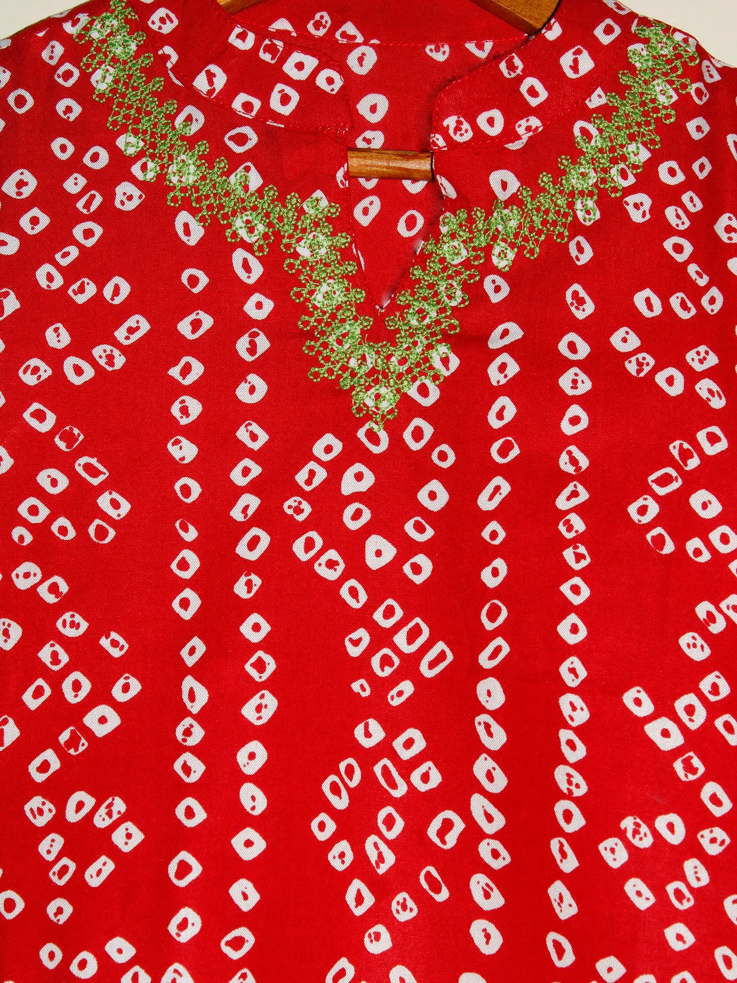 Girls Printed Kurta and Leggings Set