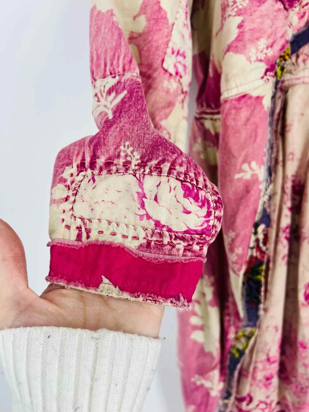 Size L ? Pink/Cream Floral Applique Designer Trenchcoat