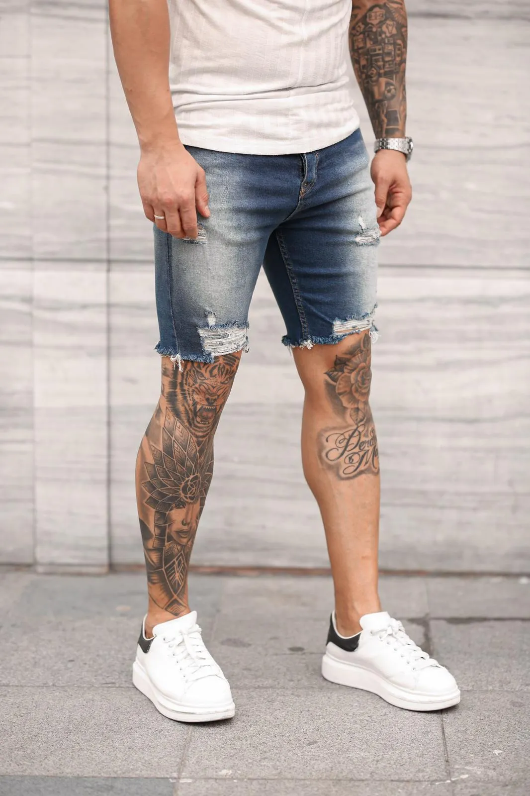 Sneakerjeans Blue Ripped Jeans Short DP37